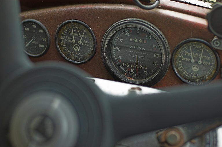 Armaturenbrett Saurer Lastwagen Dashboard of a Saurer Truck